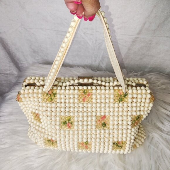 Vintage 1960 Grandee Bead Purse with floral inserts. - Picture 3 of 6